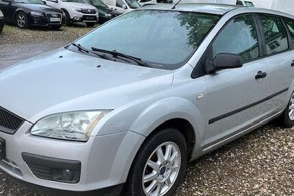Ford Focus 100.000 km 2.489 &euro; Sangerhausen 06526