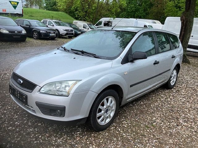 Ford Focus 100.000 km 2.489 &euro; Sangerhausen 06526