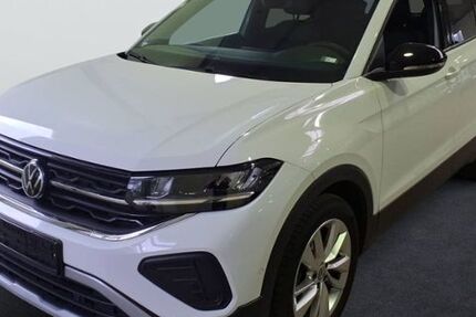 VW T-Cross 17.324 km 25.979 &euro; Neubrandenburg 17034