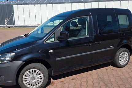 VW Caddy 172.015 km 9.200 &euro; Halle/S. 06132
