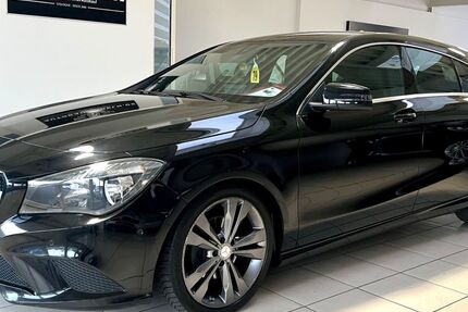 Mercedes-Benz CLA Shooting Brake 180.000 km 11.490 &euro; Köln 51067