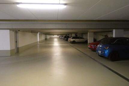Tiefgaragenstellplätze in der Zeppelinstraße 6 -62 zimmer