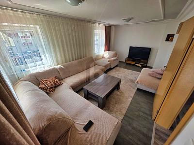 MODERNES FLAIR IM HERZEN DER HALLERTAU 3 zimmer