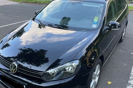 VW Golf 158.000 km 5.750 € Freital 01705