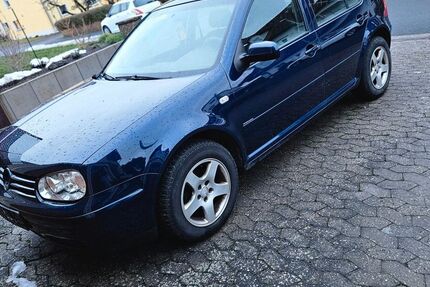 VW Golf 270.000 km 799 &euro; Arnstein 97450