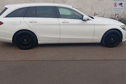 Mercedes-Benz C 250 279.500 km 8.700 &euro; Hanau 63452