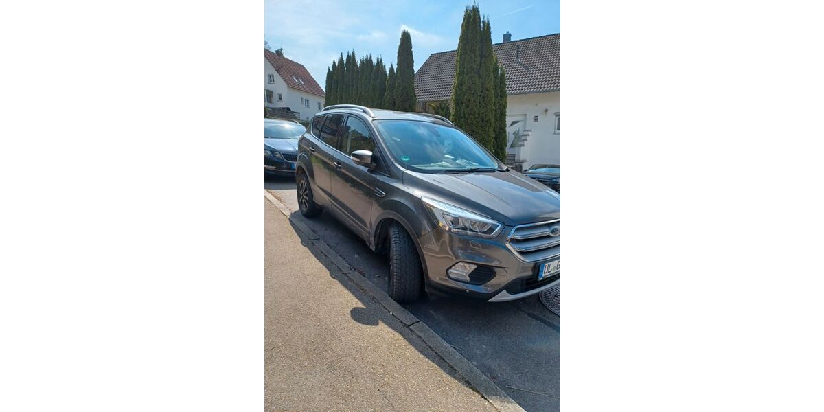 Ford Kuga 108.500 km 13.700 &euro; Blaustein 89134