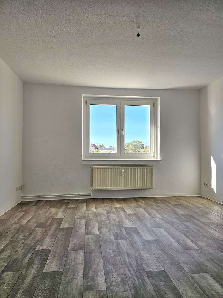 Wohnung zum Mieten in Döbeln 285 € 57 m²