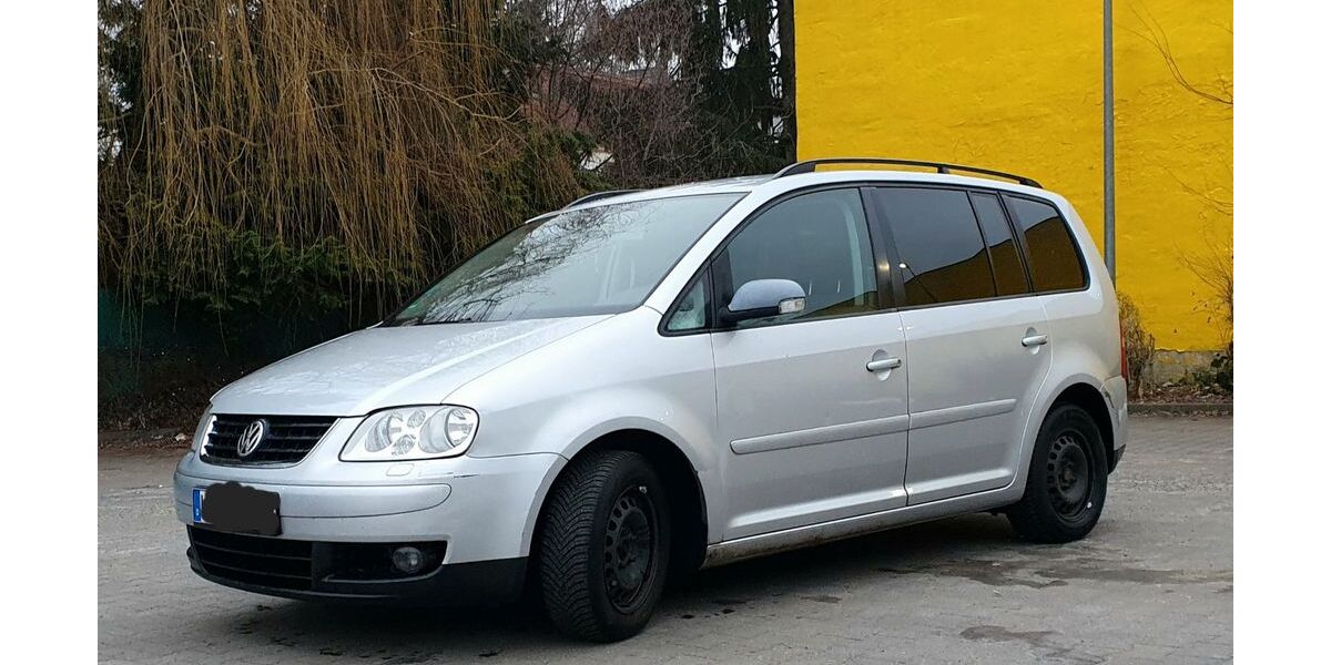 VW Touran 299.000 km 1.300 &euro; Berlin 13156