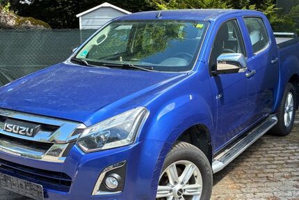 Isuzu D-Max 153.000 km 16.900 &euro; Gräfelfing 82166