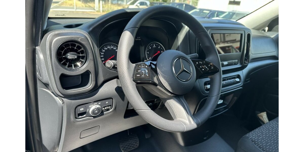 Mercedes-Benz Vito Tourer 116 CDI RWD extralang PRO 2,5 to AHK 11.364 km 49.861 &euro; Mainz 55122
