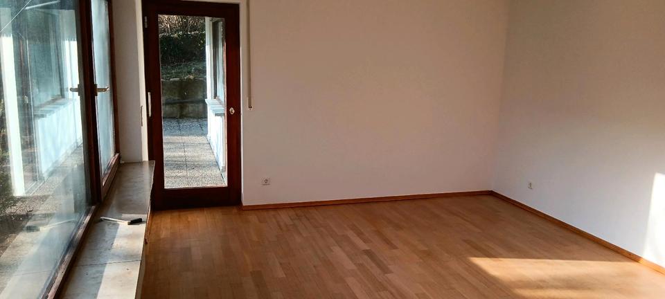 Einfamilienhaus Überlingen - 6 Zimmer, 215 m&sup2;, 2.800&euro; | Angebot:25281442