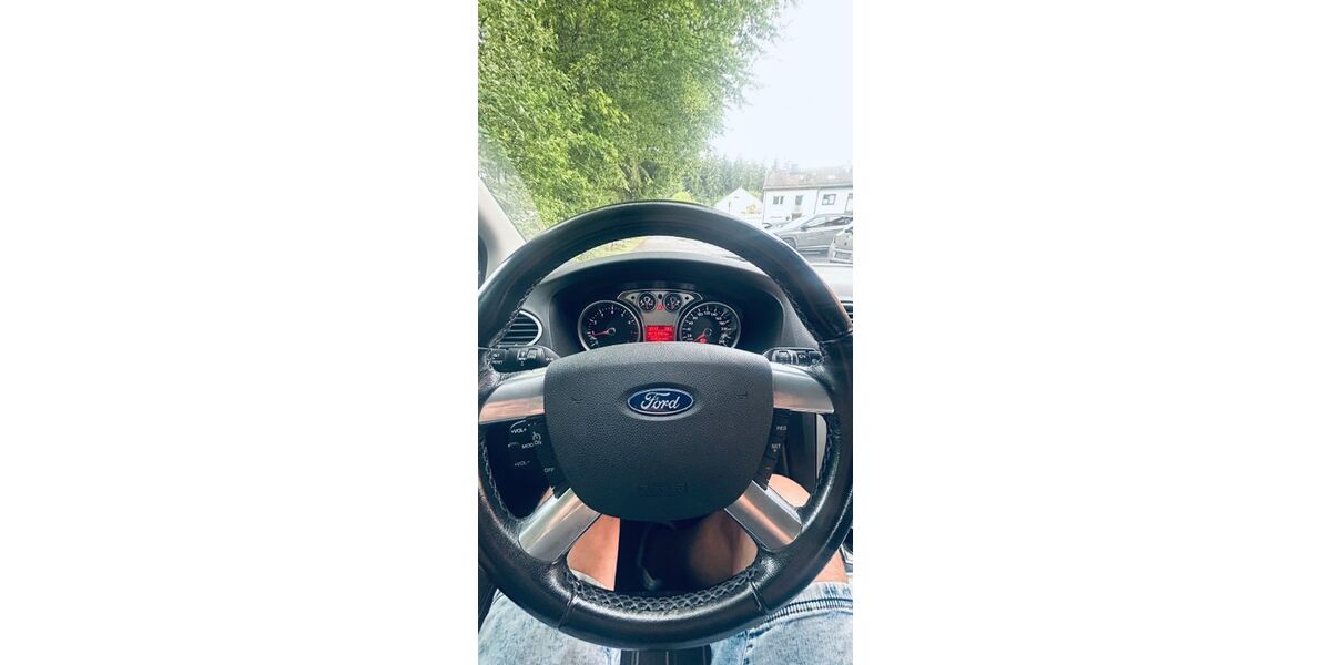 Ford Focus 175.000 km 3.900 &euro; Traunreut 83301