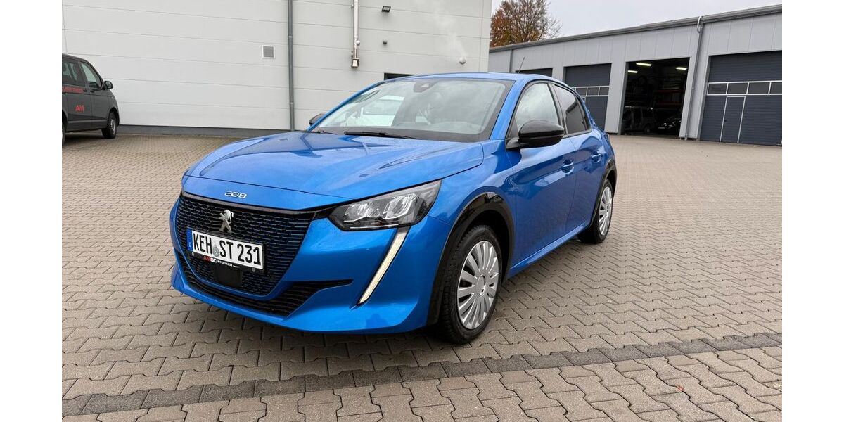 Peugeot 208 26.500 km 17.290 &euro; Neustadt a.d. Donau 93333