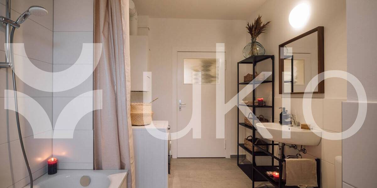 Etagenwohnung Berlin Moabit - 2 Zimmer, 76 m&sup2;, 1.710&euro; | Angebot:26365908