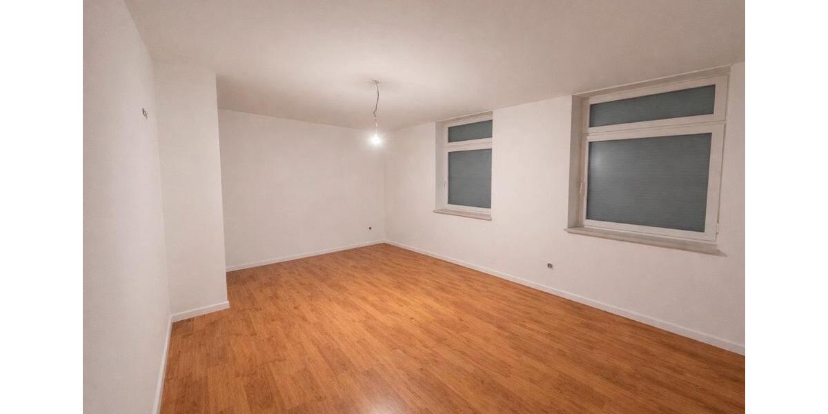 Erdgeschoßwohnung Burg - 4 Zimmer, 130 m&sup2;, 820&euro; | Angebot:26409641