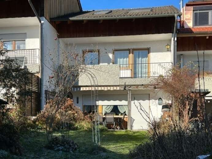 Haus zum Kaufen in Rosenheim 620.000 € 142 m² 5 zimmer