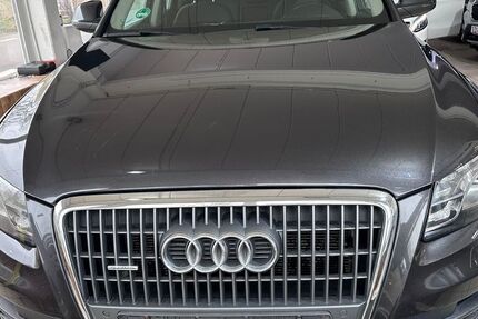 Audi Q5 247.000 km 7.900 &euro; Bonn 53119