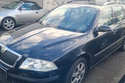 Skoda Octavia 238.000 km 1.200 &euro; Diez 65582