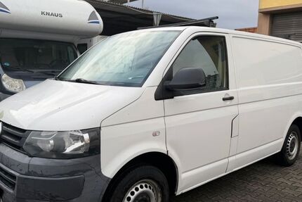 VW T5 Transporter 295.000 km 4.990 € Frankfurt am Main 65933