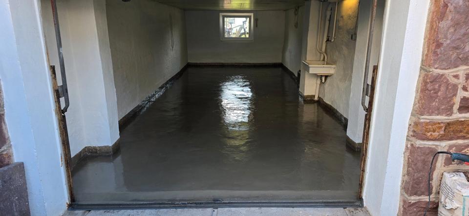 Hochparterre Bad Pyrmont - 4 Zimmer, 100 m&sup2;, 900&euro; | Angebot:26321761