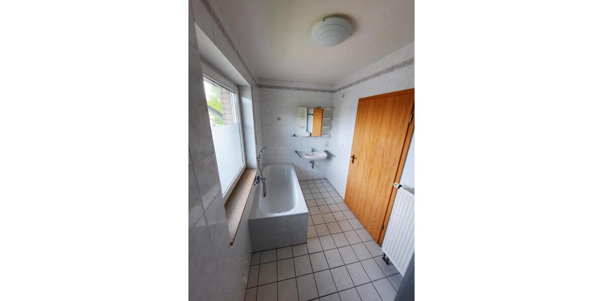 Einfamilienhaus Bad Breisig - 6 Zimmer, 151 m&sup2;, 1.390&euro; | Angebot:26167781