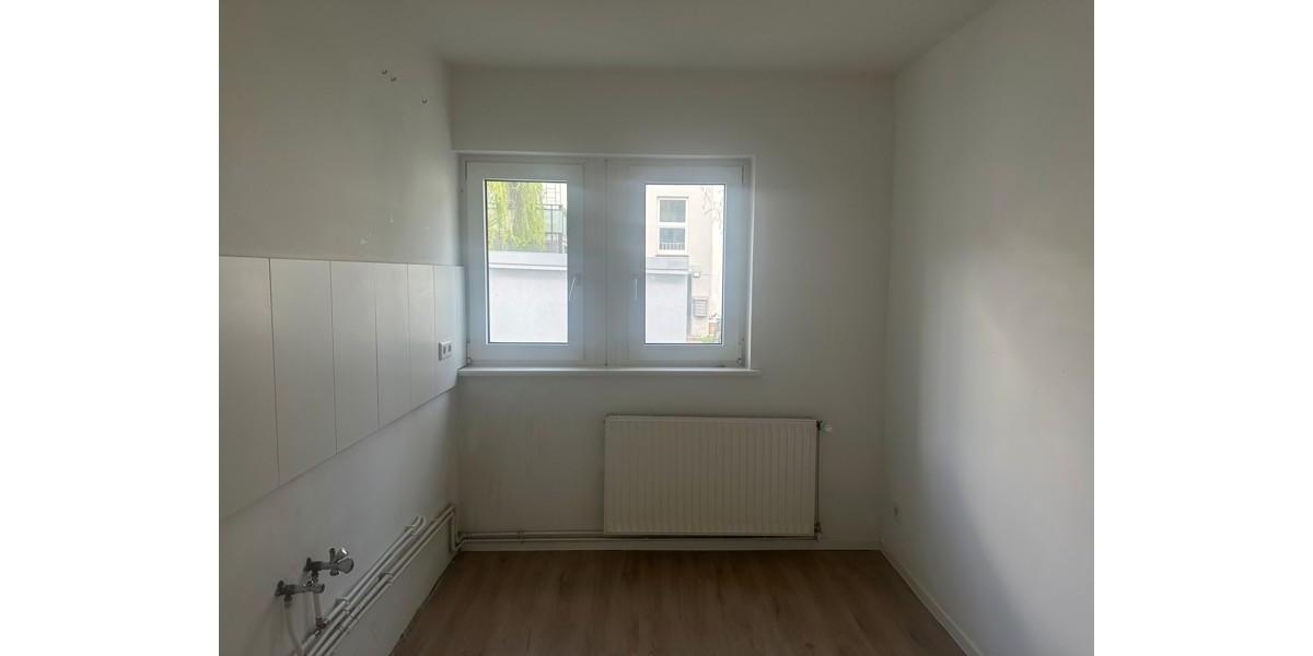 Erdgeschoßwohnung Oldenburg Bloherfelde - 4.5 Zimmer, 70 m&sup2;, 767&euro; | Angebot:26291250