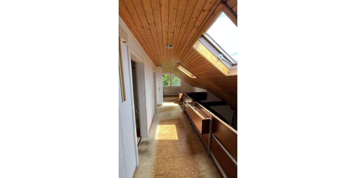 Mehrfamilienhaus, Wohnhaus Tuttlingen - 7 Zimmer, 273 m&sup2;, 595.000&euro; | Angebot:26859222