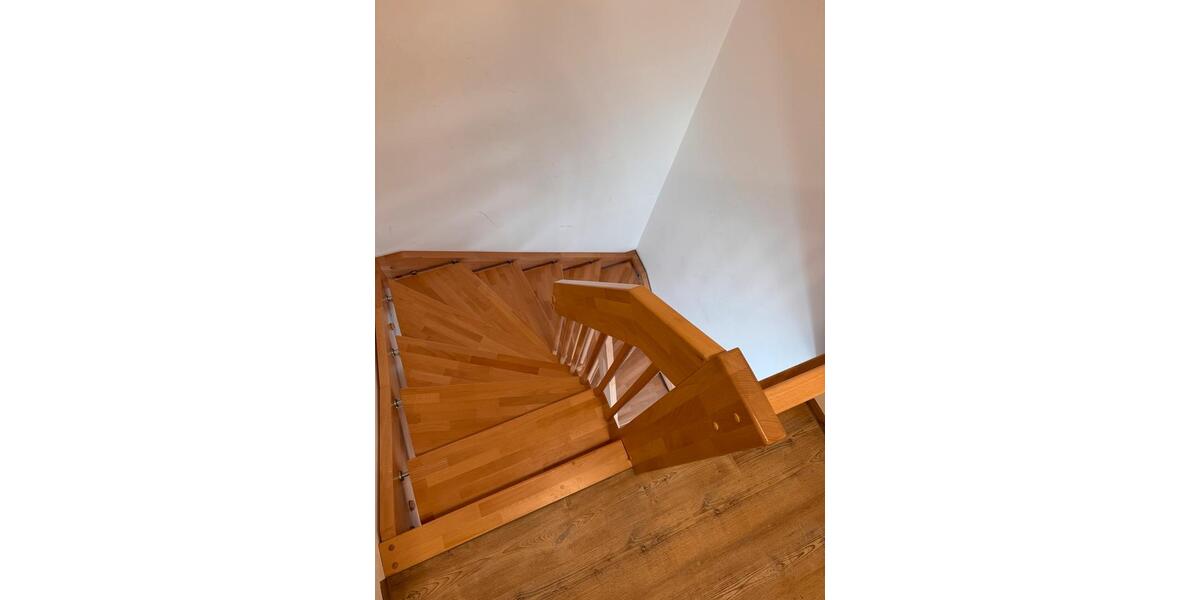 Doppelhaushälfte Hohenroth - 4.5 Zimmer, 122 m&sup2;, 1.195&euro; | Angebot:25963060