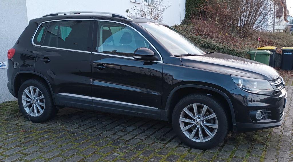 VW Tiguan 98.445 km 8.100 &euro; Besigheim 74354