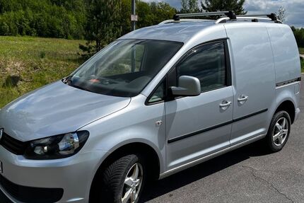 VW Caddy 147.000 km 12.900 &euro; Steinbach-Hallenberg 98587