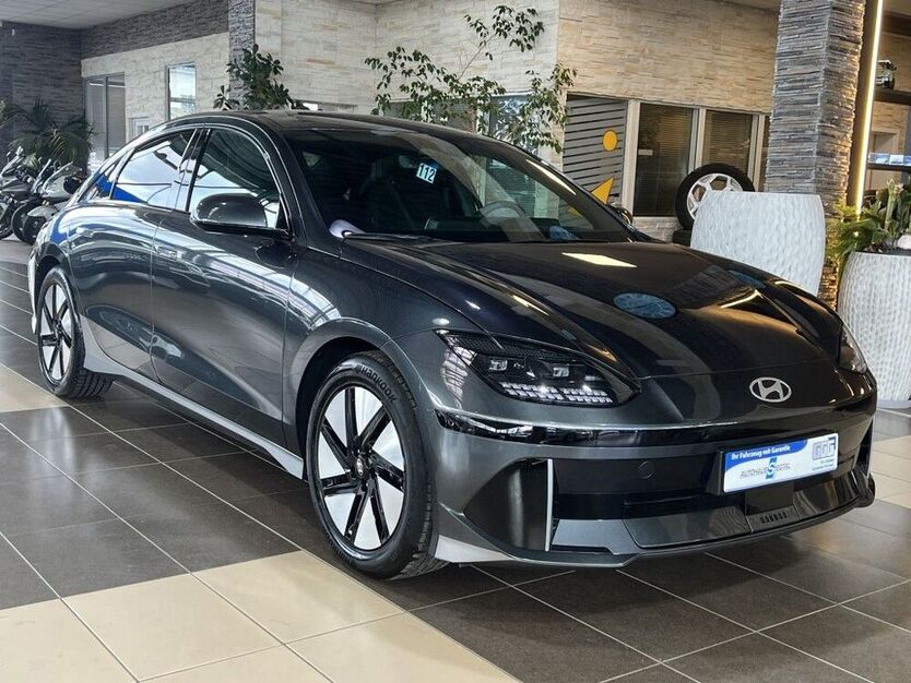 IONIQ 6