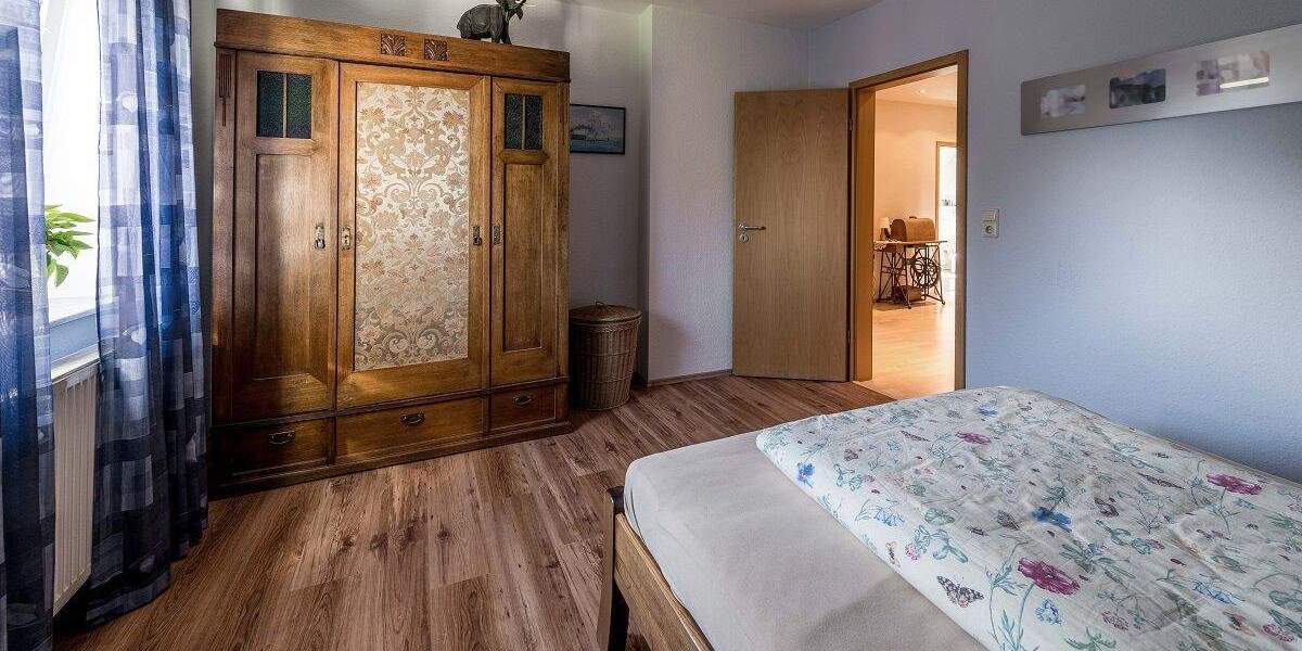 Doppelhaushälfte Bremerhaven Weddewarden - 4 Zimmer, 125 m&sup2;, 299.000&euro; | Angebot:23949495