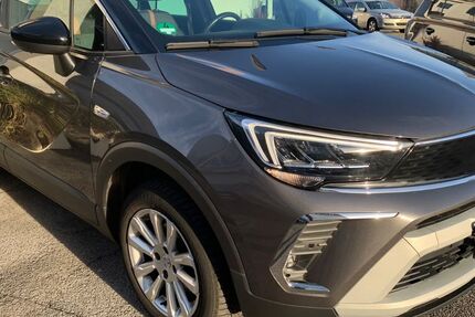 Opel Crossland (X) 42.000 km 15.890 € Düsseldorf 40231