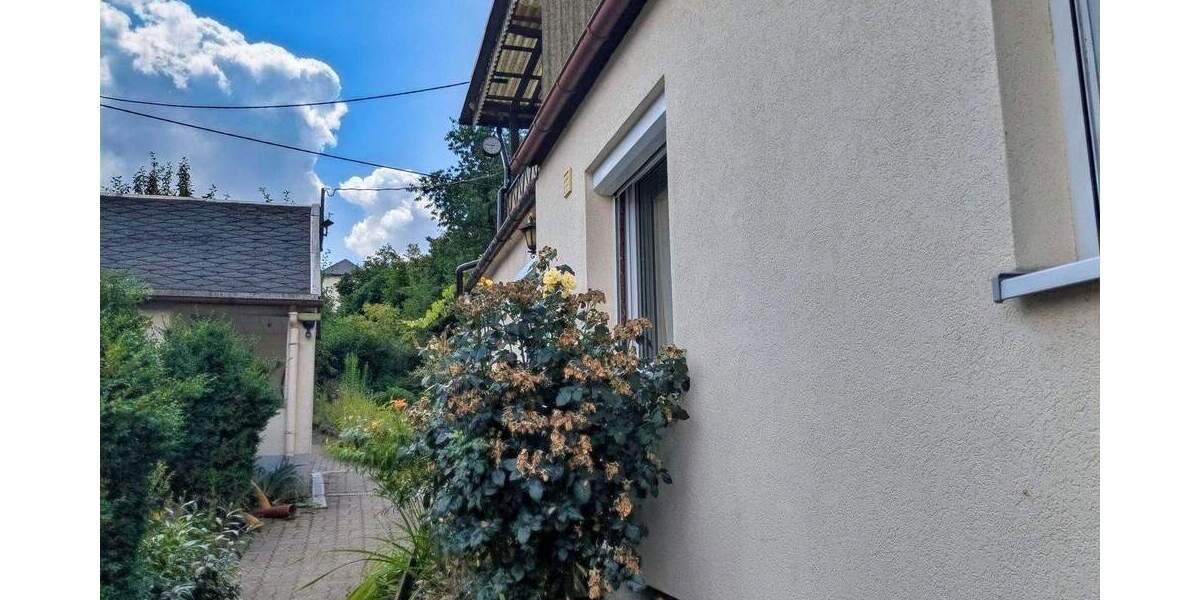 Doppelhaushälfte Oederan - 3 Zimmer, 85 m&sup2;, 152.000&euro; | Angebot:25690432