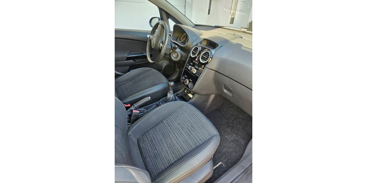 Opel Corsa 111.000 km 4.900 &euro; Sinzig 53489
