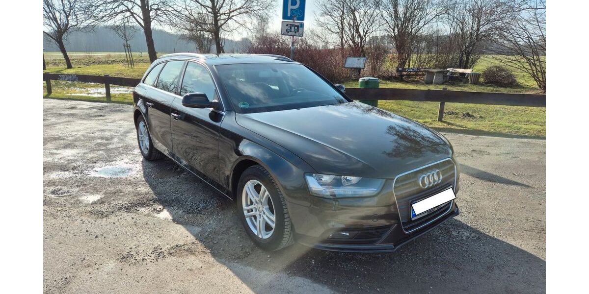 Audi A4 147.500 km 8.900 &euro; Bremen 28755