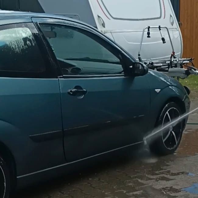 Ford Focus 185.000 km 600 € Gadebusch 19205