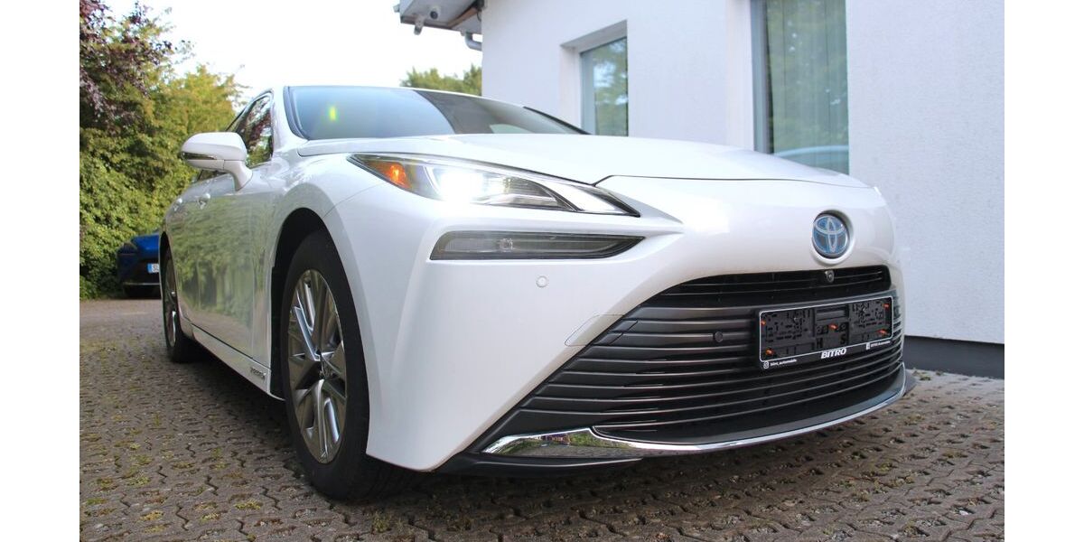 Toyota Mirai 9.000 km 23.990 &euro; Harrislee 24955