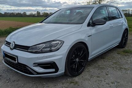 VW Golf 32.000 km 29.500 &euro; Bocholt 46399
