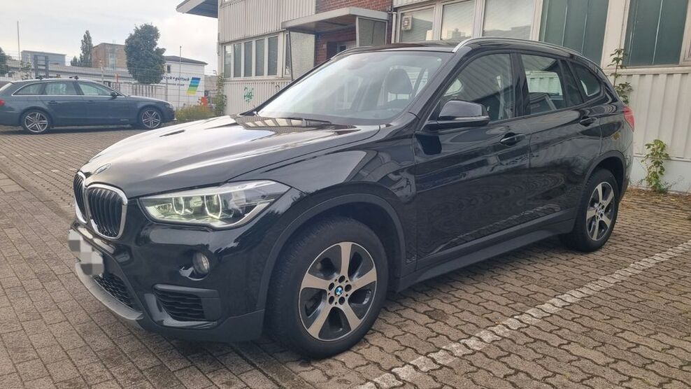 BMW X1 164.874 km 12.990 € Hamburg 20537