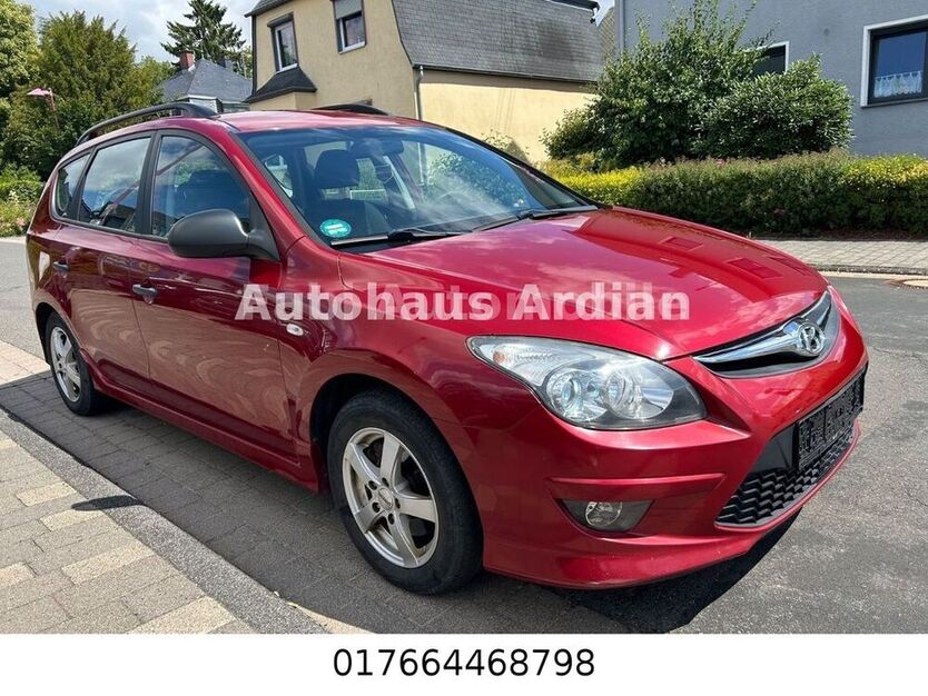 i30