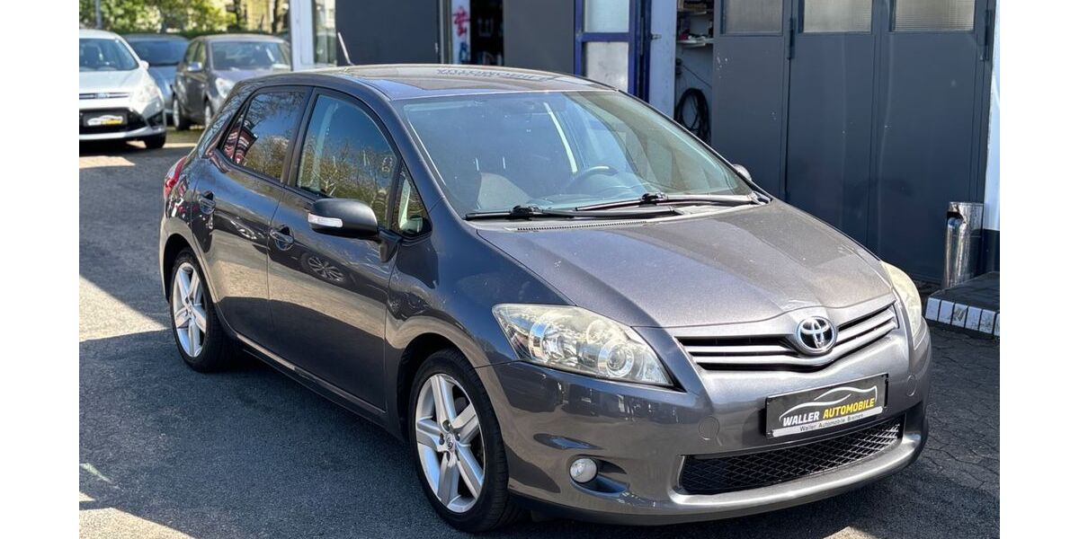 Toyota Auris 259.000 km 3.990 &euro; Bremen 28219