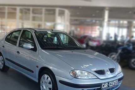Renault Megane 87.653 km 1.850 &euro; Stralsund 18435