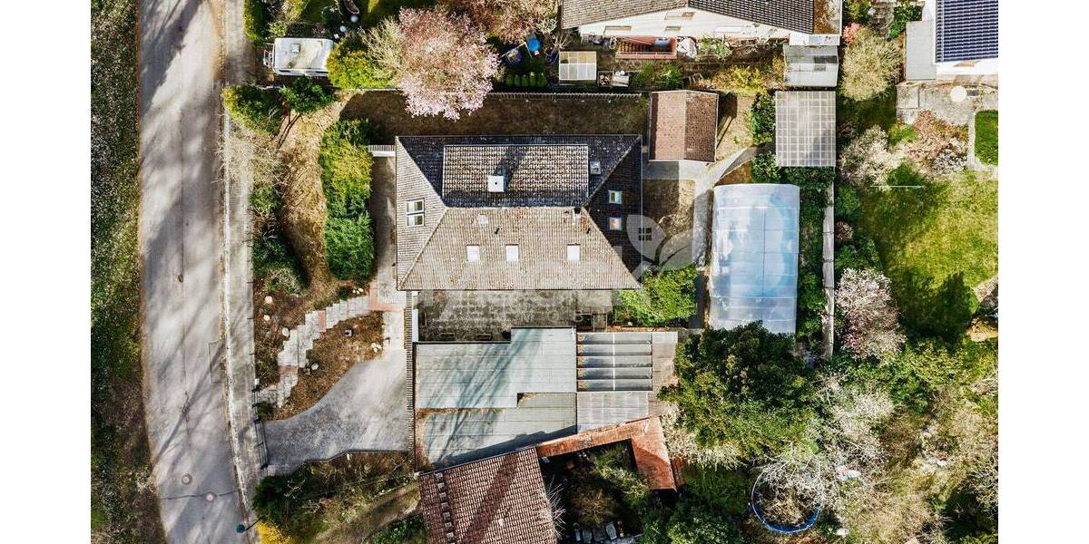 Mehrfamilienhaus, Wohnhaus Embsen - 8 Zimmer, 175 m&sup2;, 350.000&euro; | Angebot:26686549