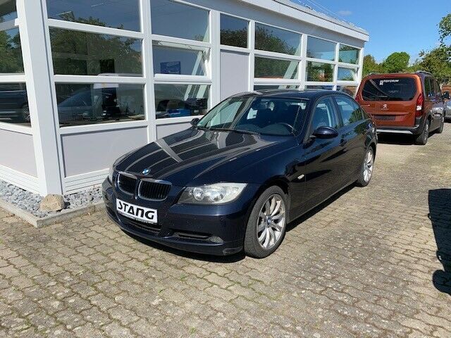 BMW 318 275.000 km 5.890 € Neustadt-Glewe 19306