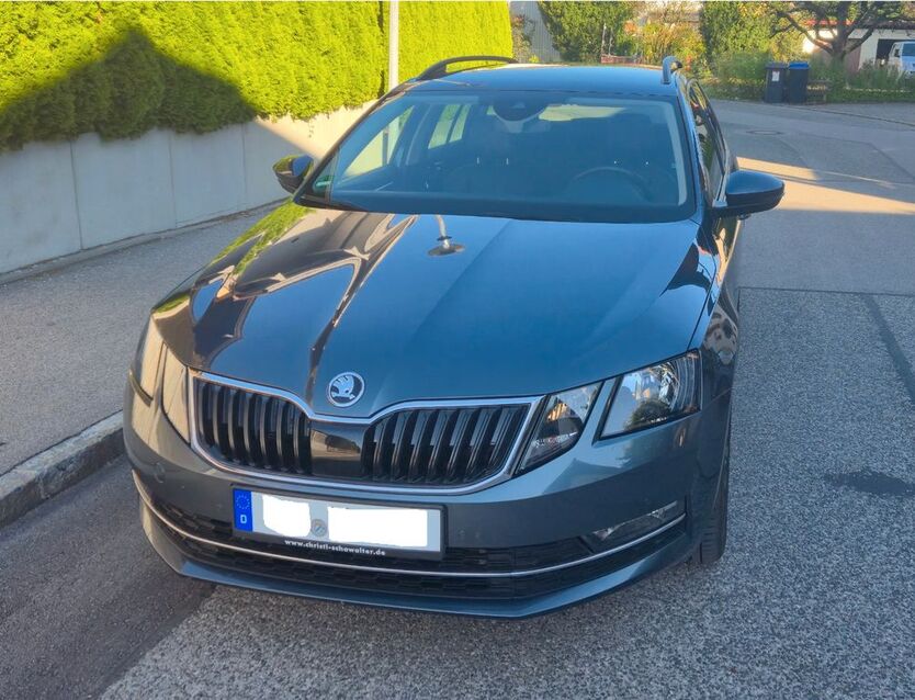 Skoda Octavia 79.176 km 19.900 € Traunstein 83278