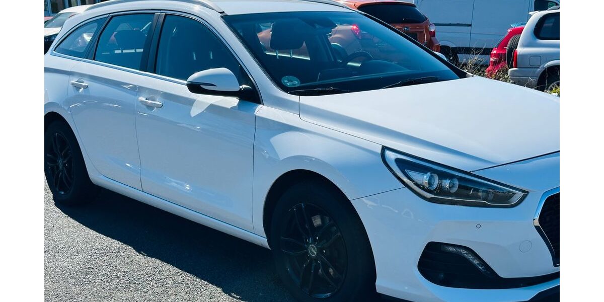 Hyundai i30 203.000 km 6.899 &euro; Euskirchen 53879