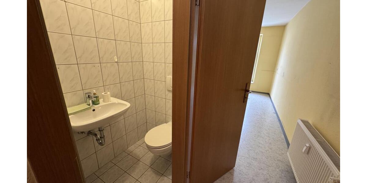 140 m² Praxis- oder Büroräume in Toplage von Gera-Debschwitz! - Gewerbeobjekt Gera Debschwitz | Angebot:26335128