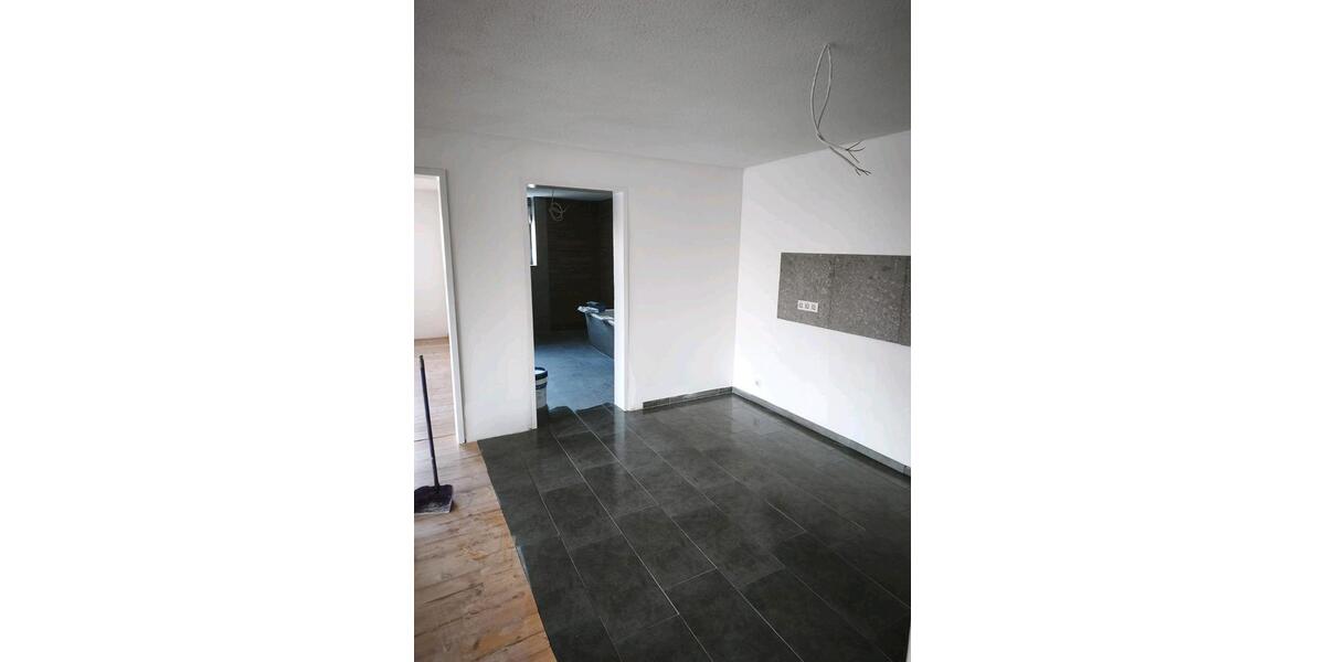 Etagenwohnung Roßleben-Wiehe Wiehe - 3 Zimmer, 85 m&sup2;, 880&euro; | Angebot:25370674